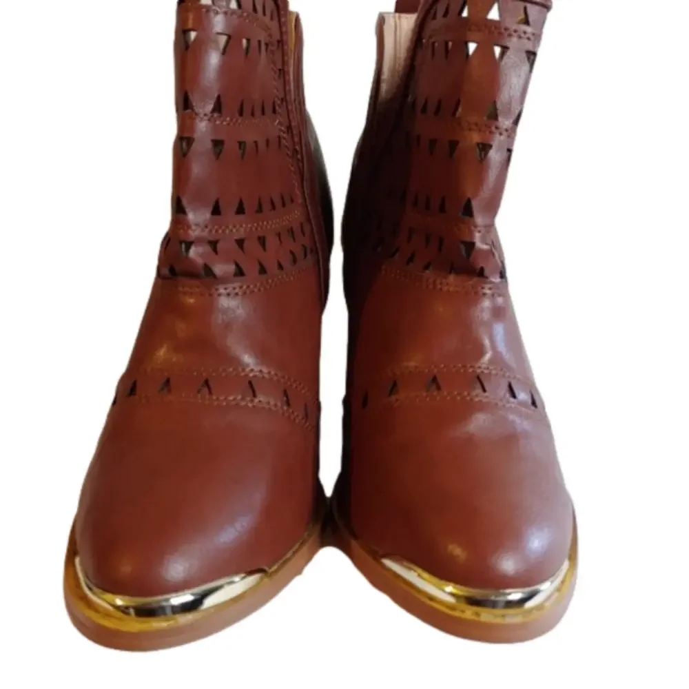 Chase + Chloe Coddy Ankle Bootie Boots Shoes